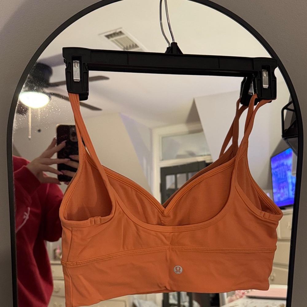 Women's lululemon coral Sports Bra